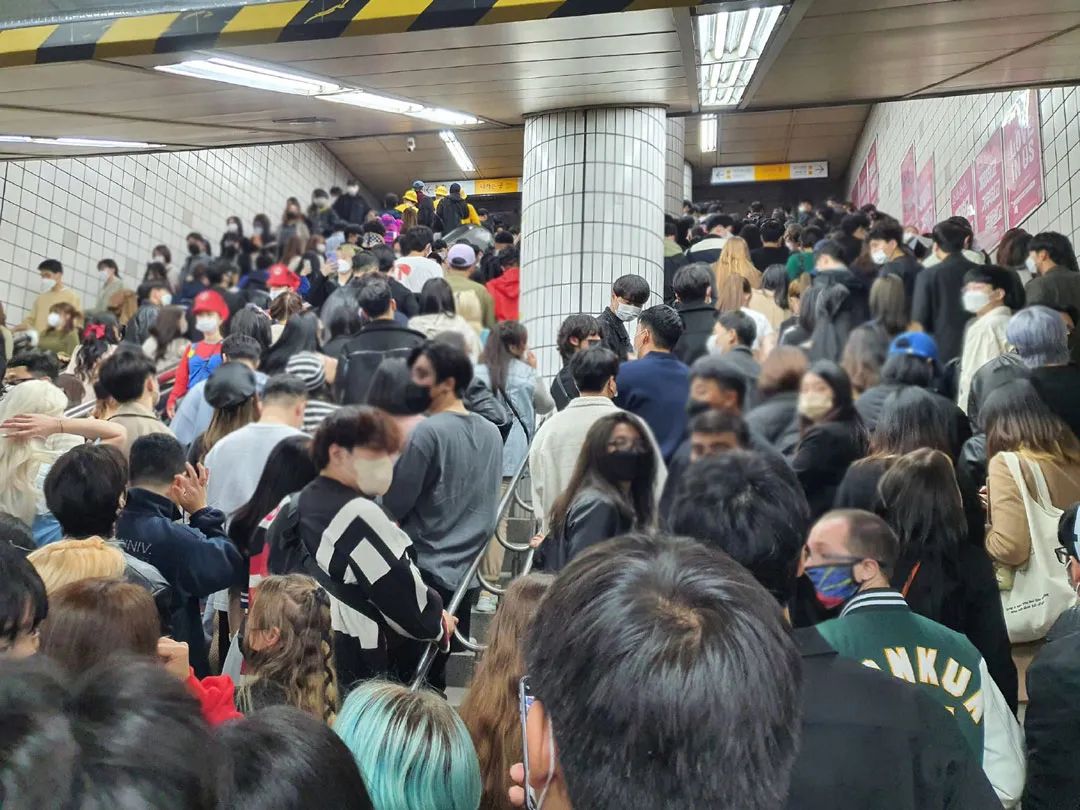 鍞愪集铏庣殑鐪熷疄浜嬩欢,姣斾簹杩攼鍒硅溅浜嬩欢鍚庣画