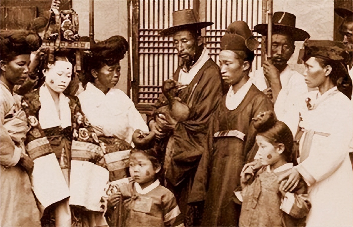 一国厚颜无耻，强行索要中国领土，索要不成在报纸上公然辱骂