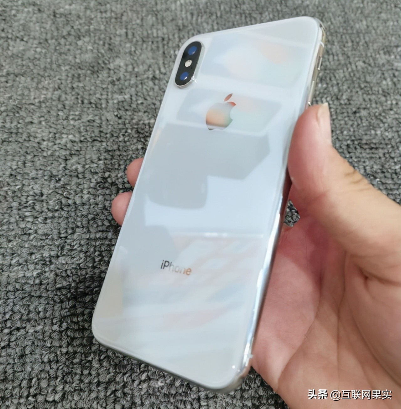 苹果a1586现在价格,苹果a1699二手价格多少