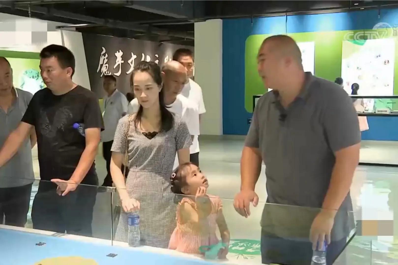 200亩荒山变成聚宝盆,愚公移苍山荒山化作聚宝盆