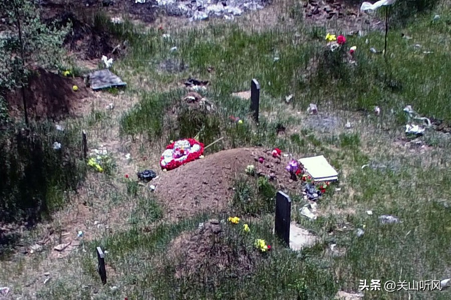 给老人立碑有什么讲究和忌讳,给老人墓地立碑的规矩和禁忌