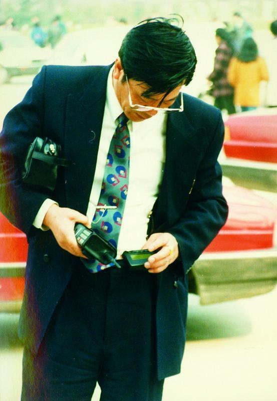 移动通信的发展史简述三个阶段,移动通信的发展史简介