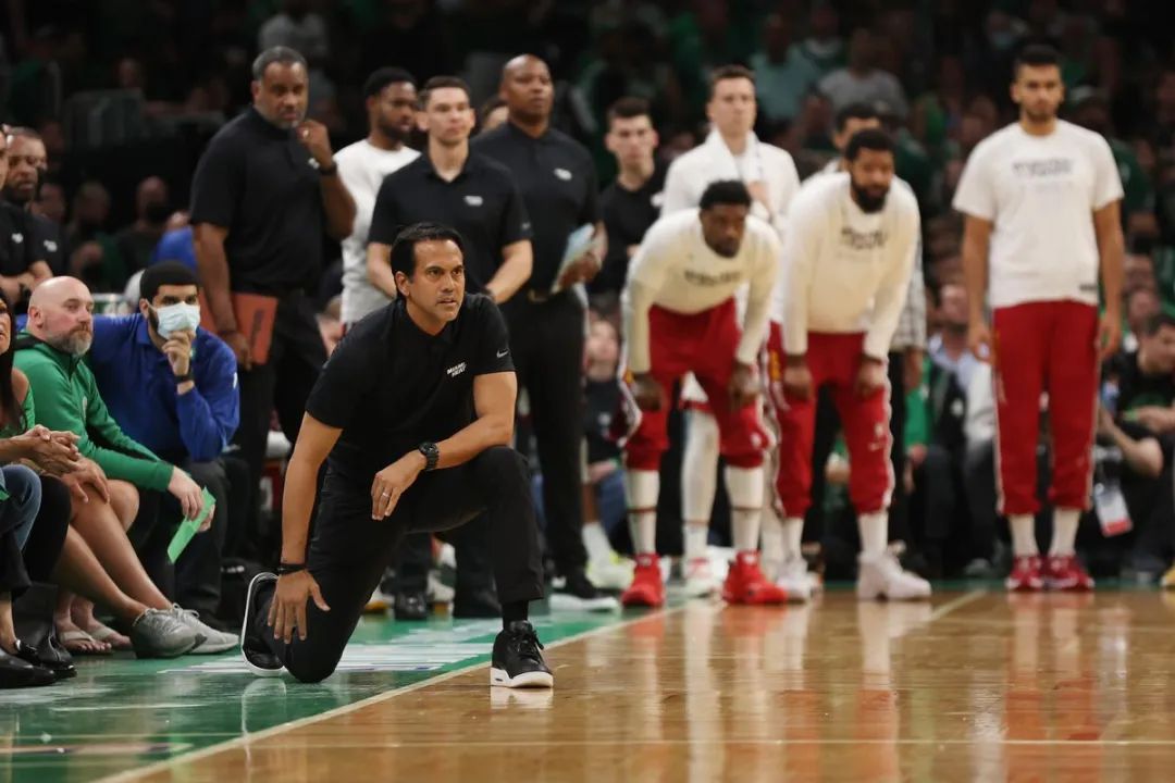 巴特勒季后赛怎么比常规赛猛,巴特勒季后赛变身