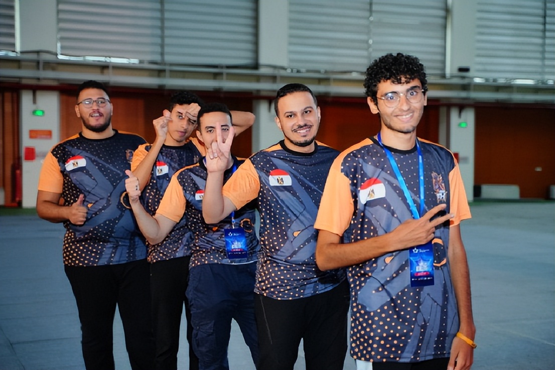 电竞赛事跨越式进步,电竞赛场穿越火线