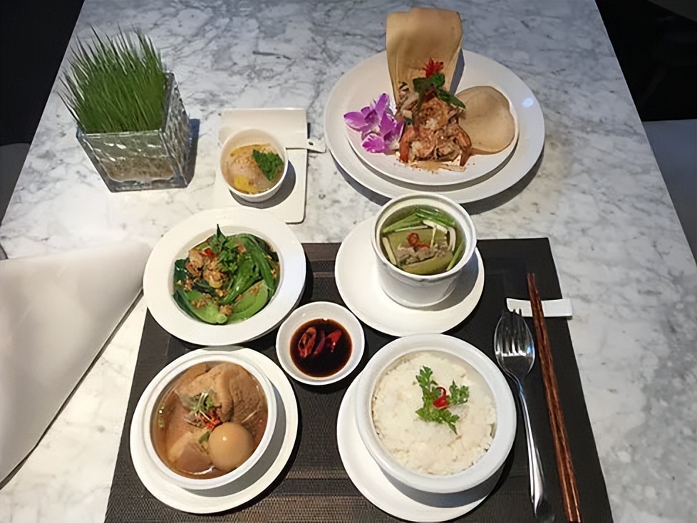 经典摩登复古风的五星级酒店,经典的酒店