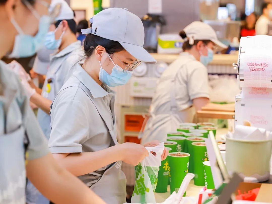 桂桂茶告诉你：奶茶加盟为什么这么赚钱