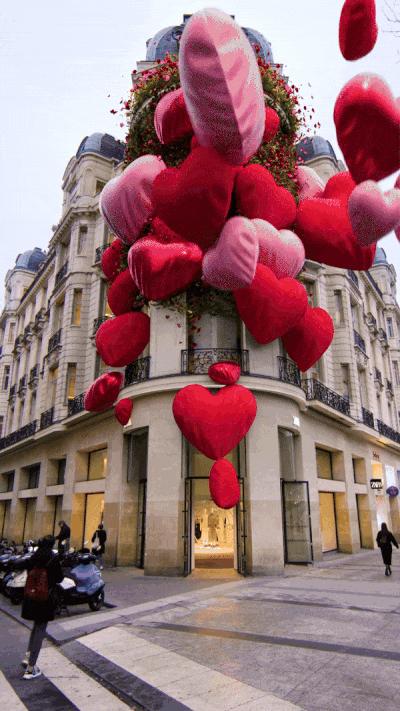 GUCCI把“灵车”开上街了？网友：这设计癫得我沉默了