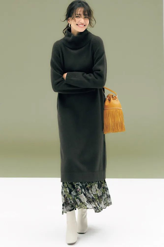 穿裙子靴子过年,过年穿了裙子显瘦