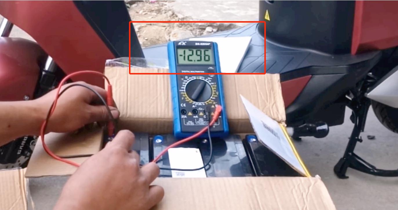 电动车电池是超威还是天能的好,电瓶车电池选超威好还是天能好