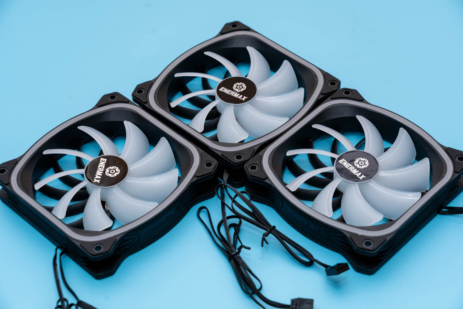 360水冷能压住超频的13600kf吗,压得住超频12700k的360水冷推荐