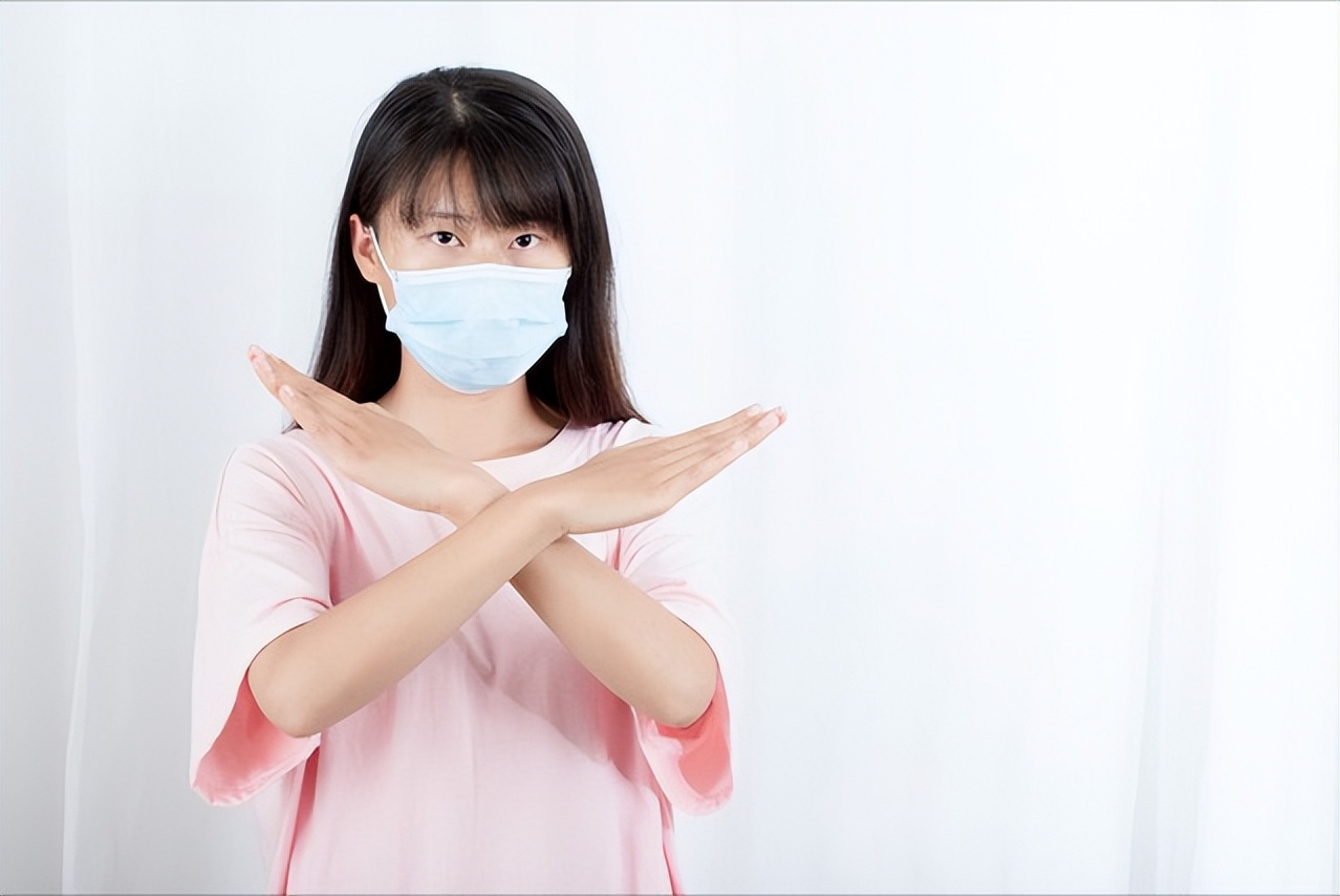 网络交友陷阱多勿因好奇而惹祸,网络交友不慎俩女儿误入歧途