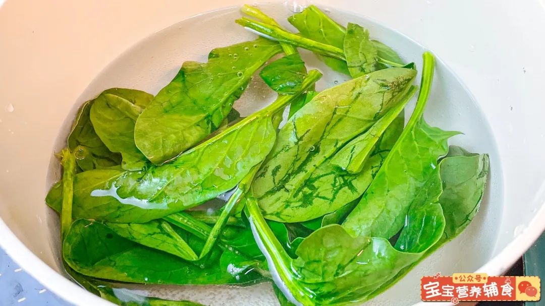 宝宝辅食银耳莲子羹做法,南瓜银耳羹做法破壁机