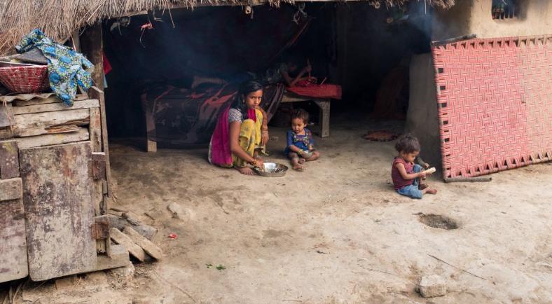 与中国接壤的尼泊尔地区,中国与印度相邻的尼泊尔