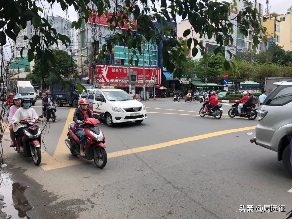 中国足球为何这么烧钱,中国足球为什么那么赚钱