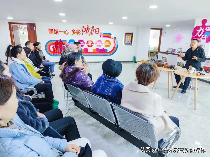 三八妇女节巾帼魅力绽芳华图片,情暖三八节巾帼绽芳华文章