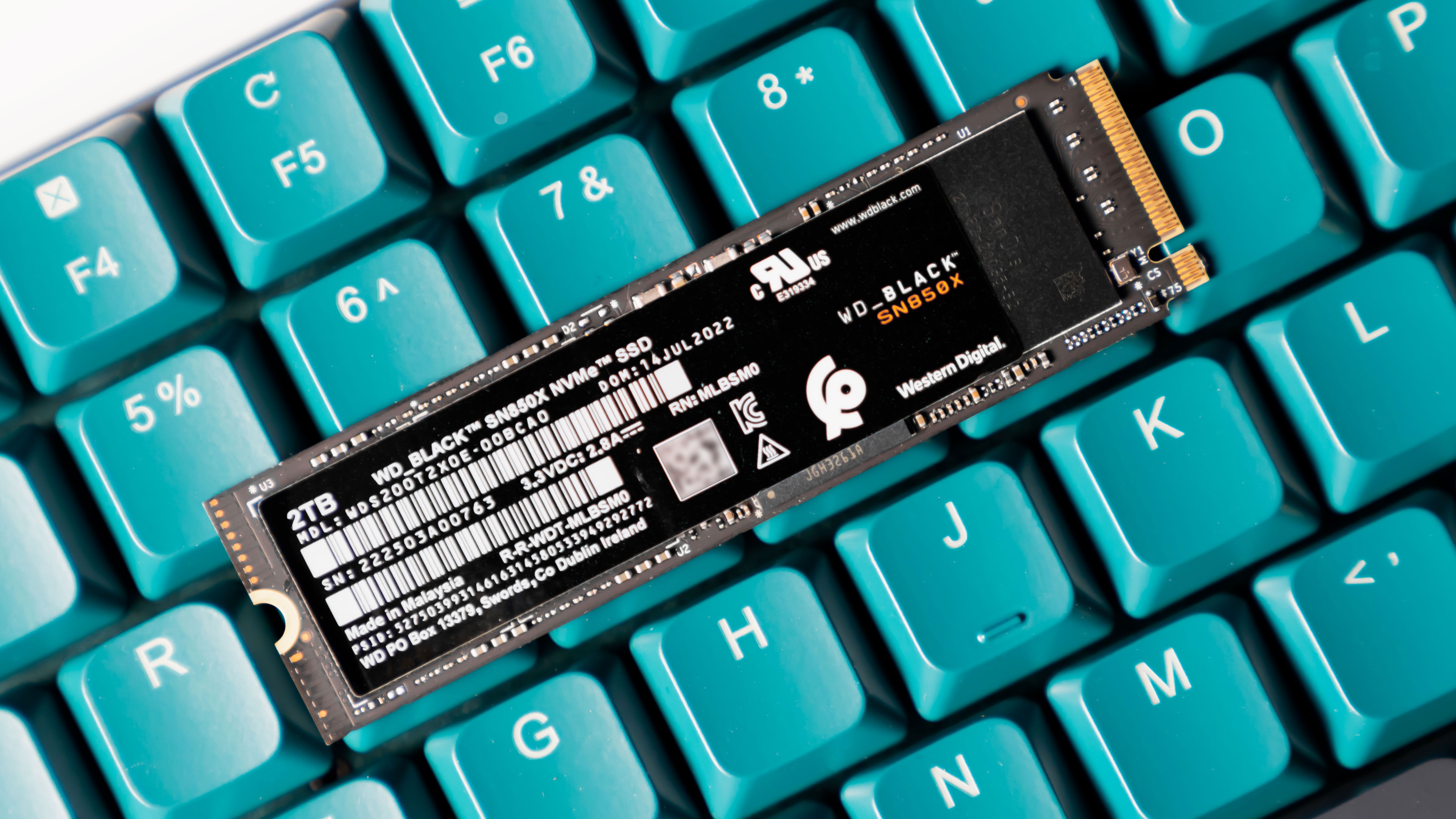 西部数据pcie4.0固态硬盘,西数pcie4.0的固态硬盘哪个型号好