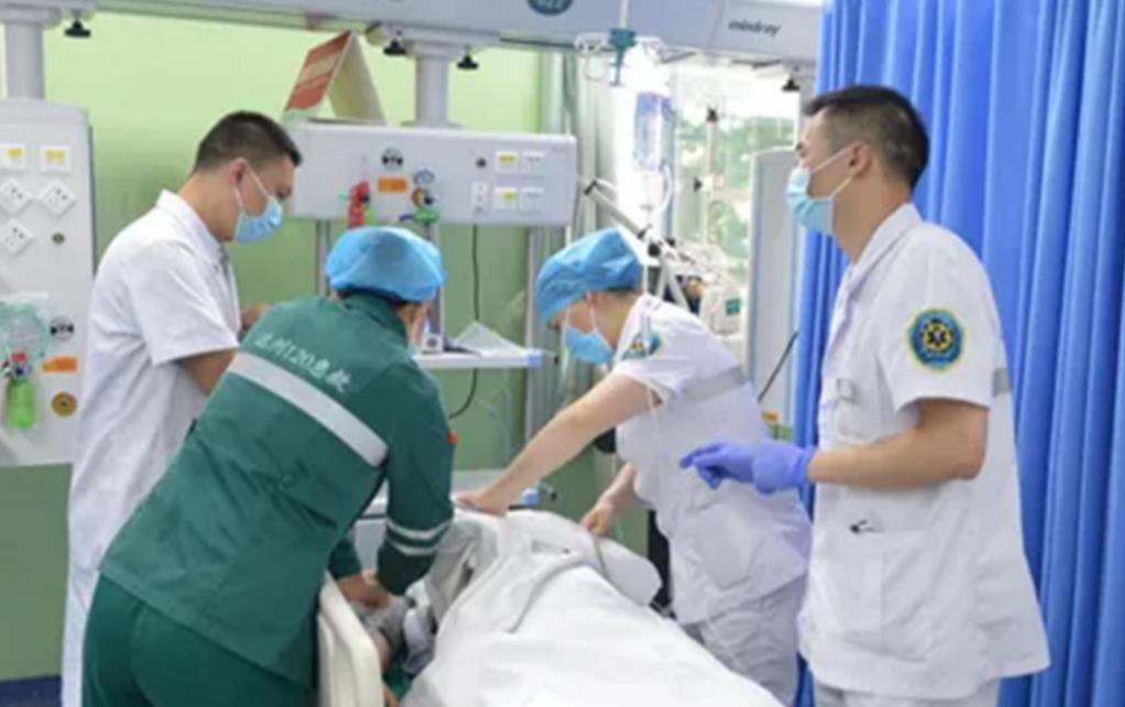 排雷英雄杜富国事迹,排雷英雄杜富国八一勋章视频