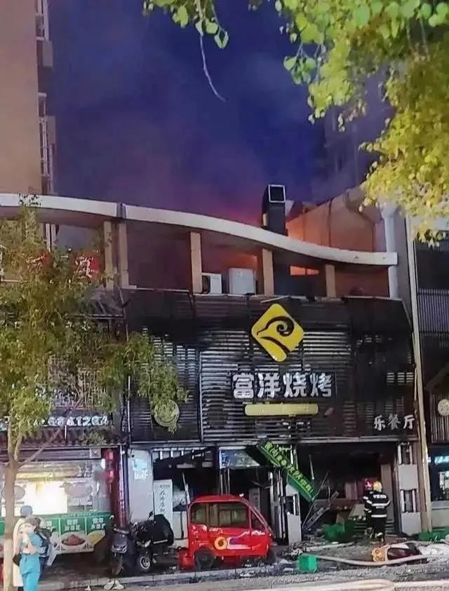 银川烧烤店老板身价近亿元,宁夏银川一烧烤店燃爆老板身价