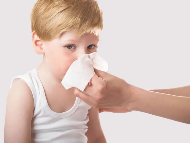 过敏性鼻炎流清涕是阳虚还是阴虚,中医怎么治过敏性鼻炎流清涕不止