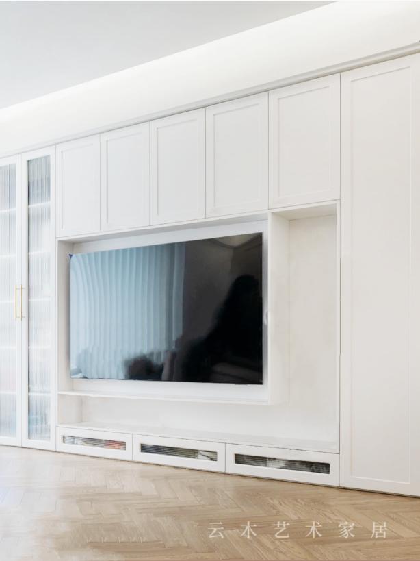 现代简约电视柜怎么选实用,电视机挂墙上时电视柜如何选