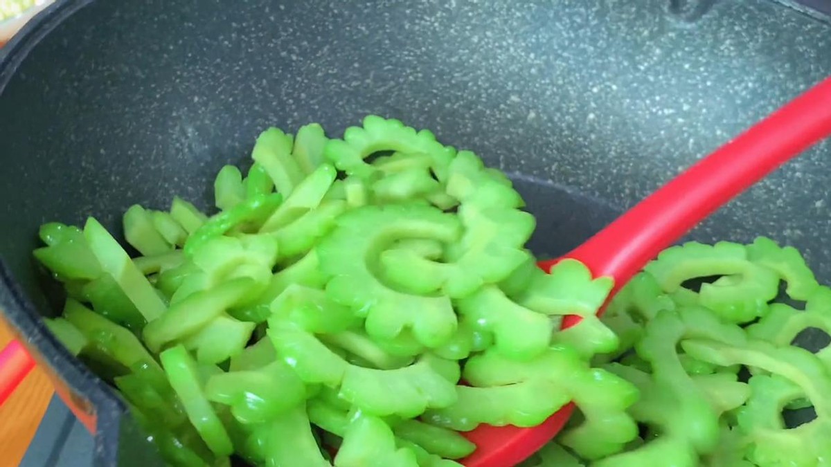 钟南山院士讲保护肝的食物视频,想要肝脏好这几种养肝食物要常吃