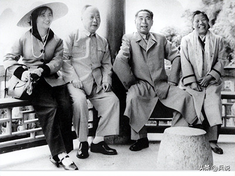 开国将帅谁最懂人情世故？*伯承刘**点评两人，陈赓排第二