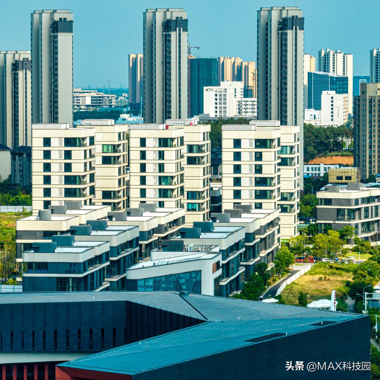 max企业独栋科技园,max科技园上海美兰湖独栋研发总部