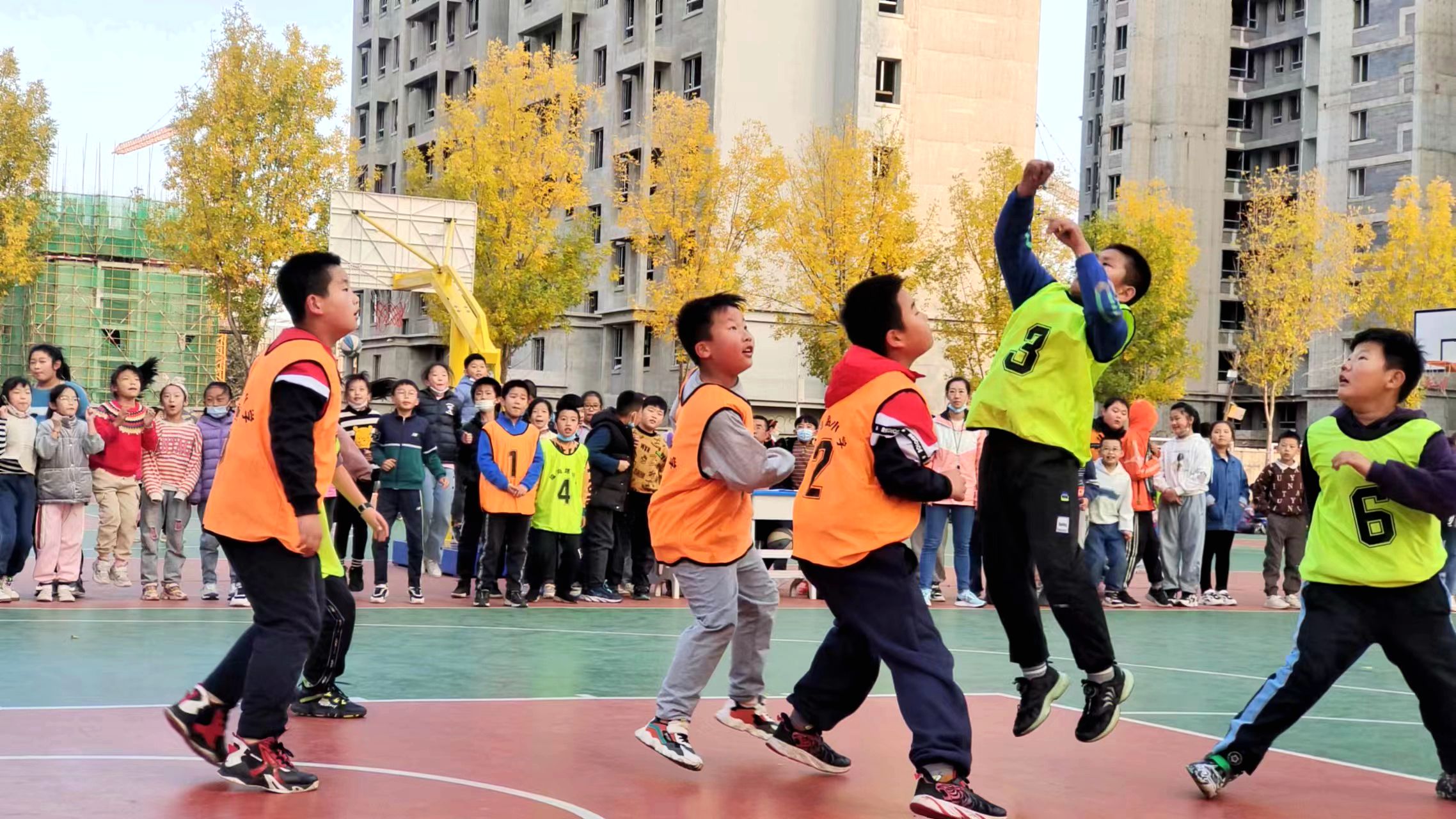 福海路小学举办首届“校长杯”篮球赛