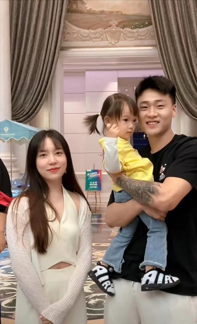 cba太太团抢戏颜值耐打,cba惊艳美女