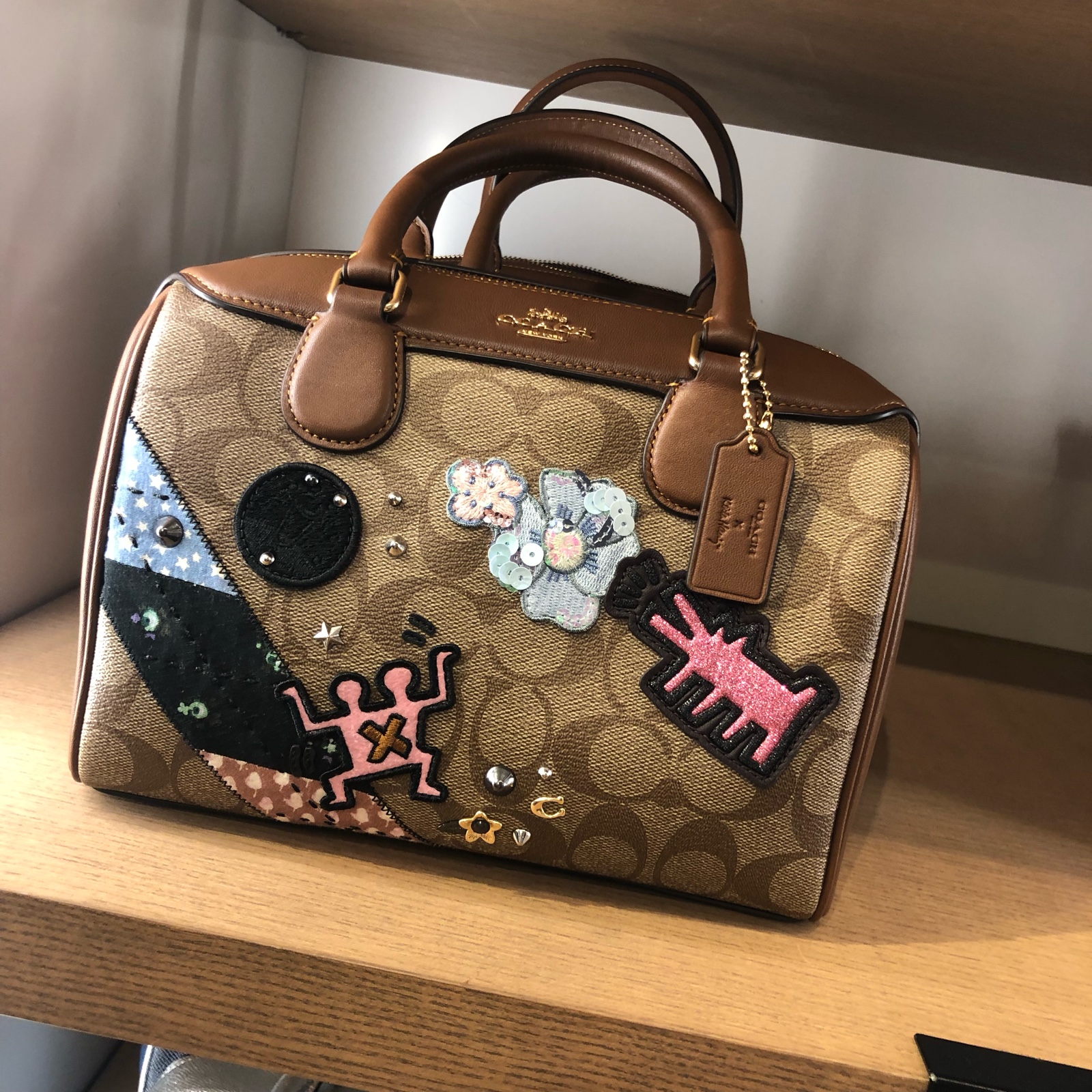 女人为什么喜欢包包喜欢奢侈品,女人为什么喜欢包包