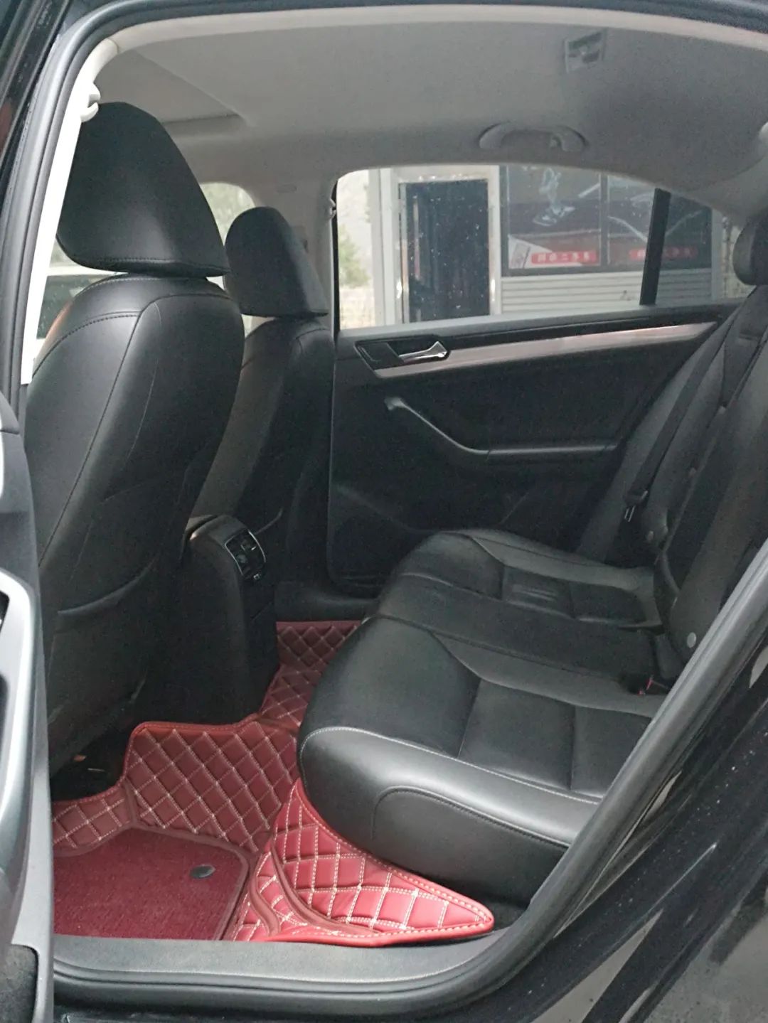 十堰龙信国际汽车城二手车过户,十堰龙信汽车城