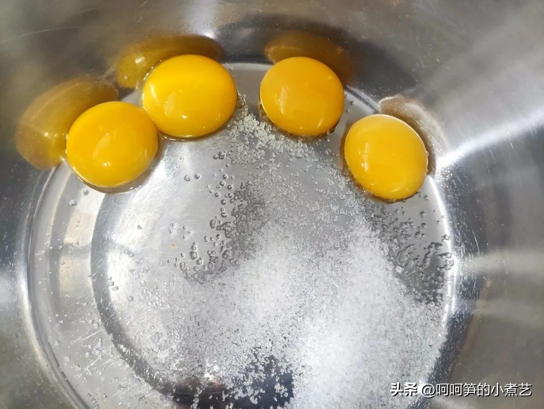 教你制作戚风蛋糕香甜美味喧软,一看就会做的戚风蛋糕详细做法