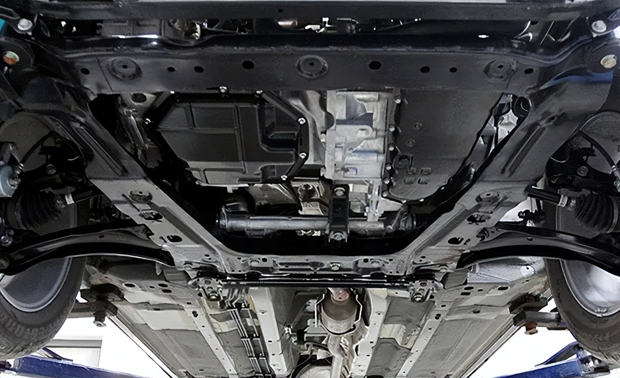 养护爱车千万别忽视汽车底盘保养,大众底盘养护判断标准