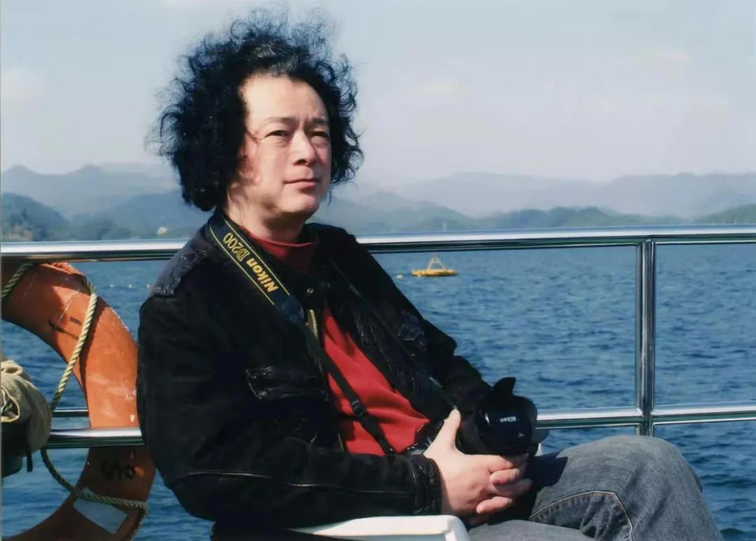 刘思博和奚望的妈,刘思博和妹妹奚望合影