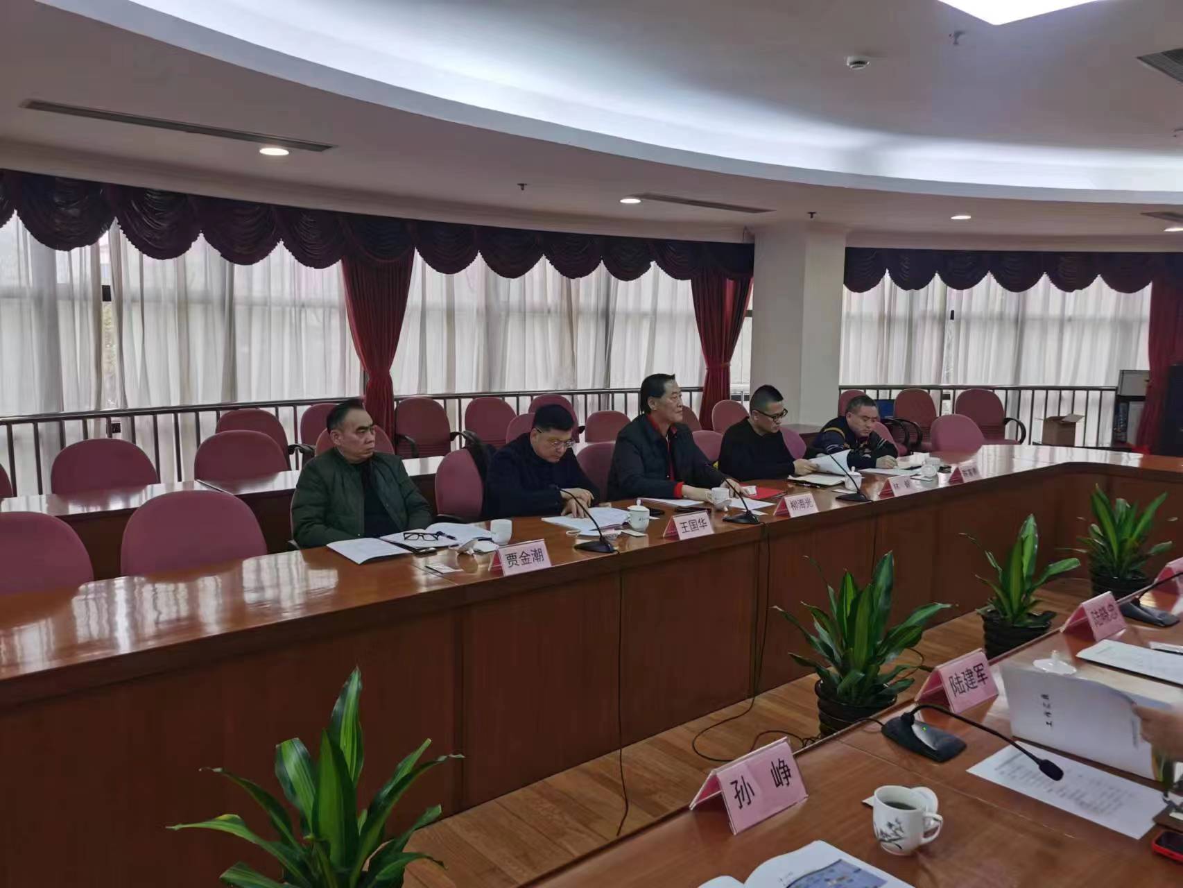 市足协主席柳海光一行来嘉定考察调研并观看嘉定汇龙热身赛