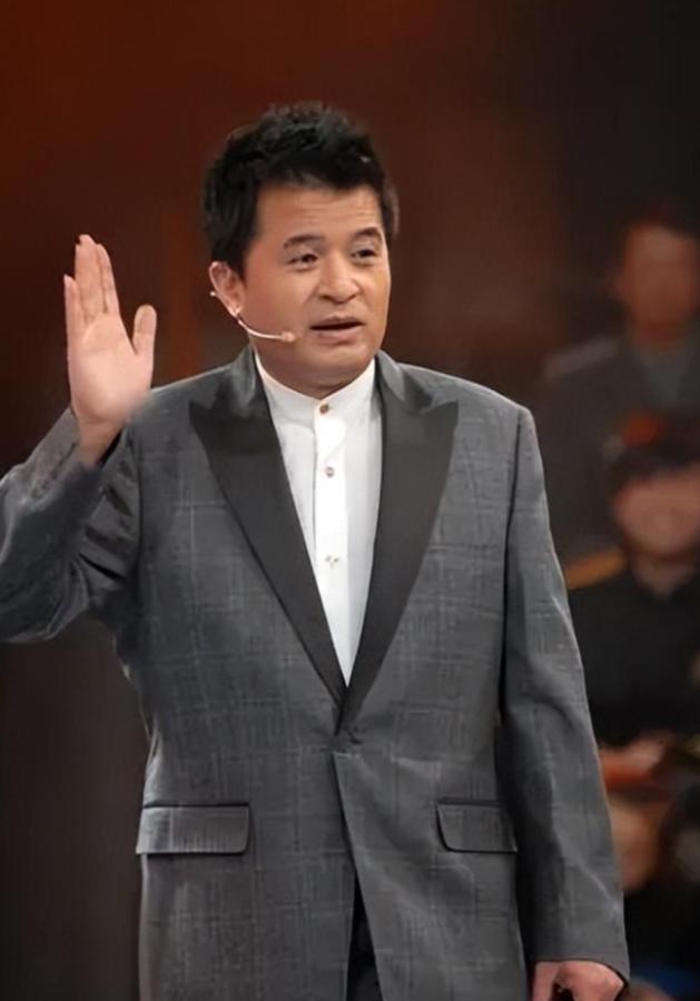 这一次，64岁的毕福剑，不再被世界宽容