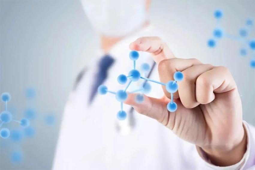 喝白开水与喝茶相比哪个更健康,长期喝白开水和喝茶哪个更健康