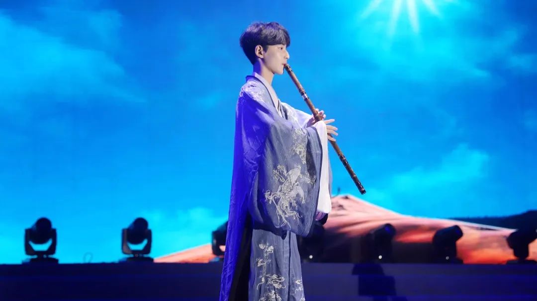 八斗扬帆，为梦起航