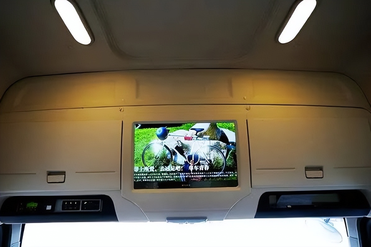 国产平头卡车改生活舱,平头卡车加长版生活舱