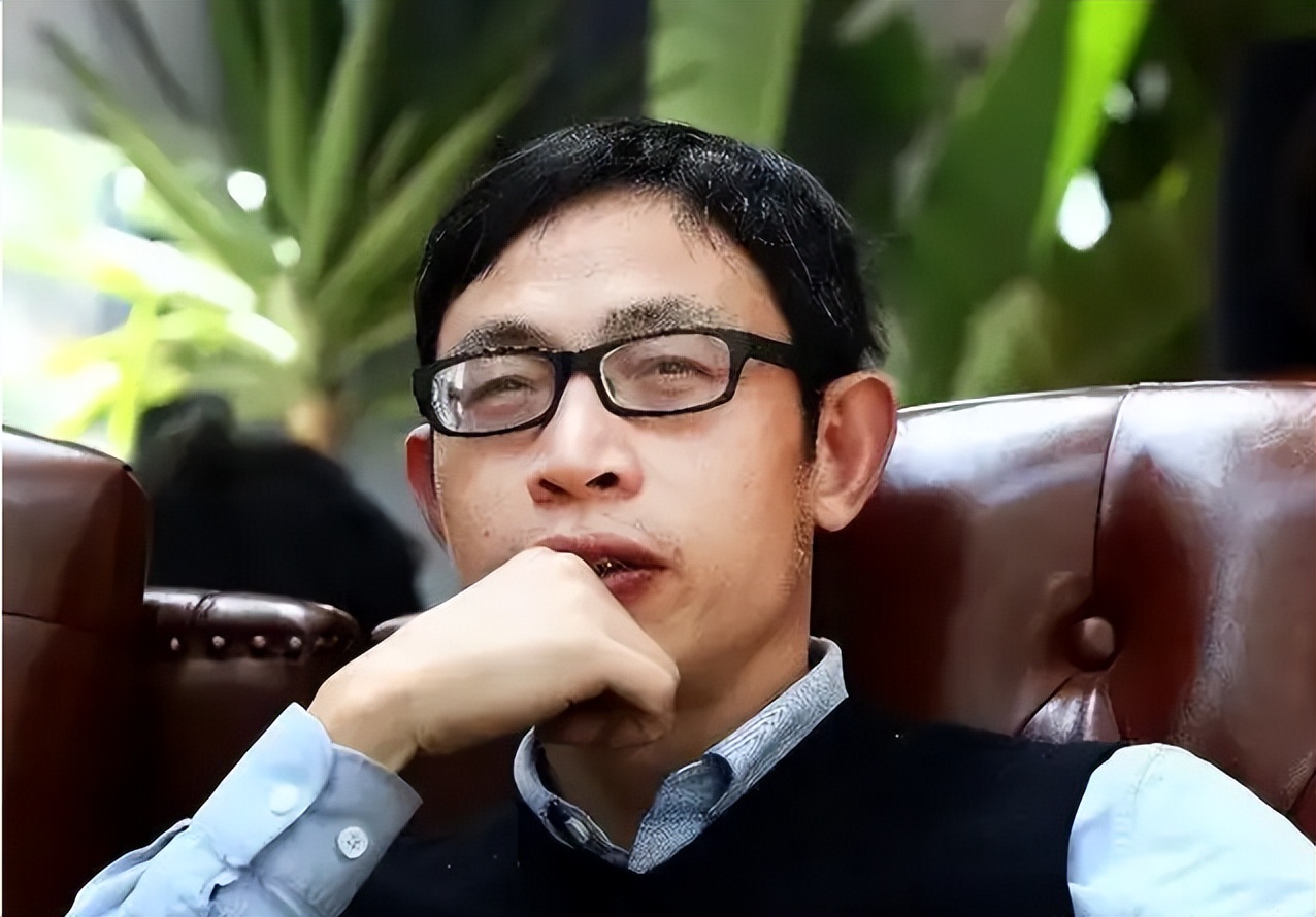 范跑跑地震逃跑是怎样被发现的,范跑跑地震逃跑时关门了吗