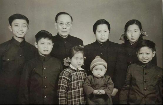 郭沫若原妻张琼华最后怎么样了,郭沫若发妻张琼华独守空房68年