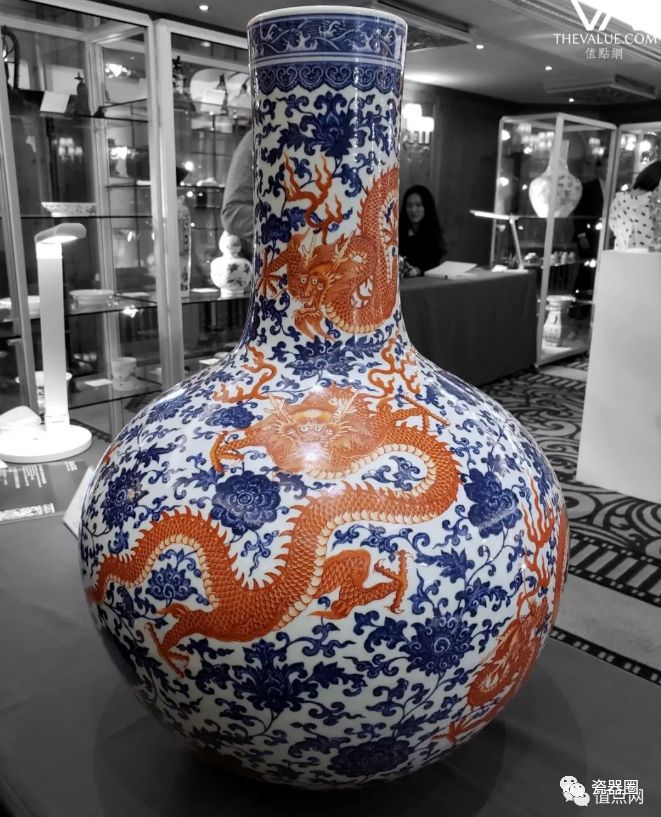 大清嘉庆香草龙纹官窑盘,清三代瓷器龙纹特征