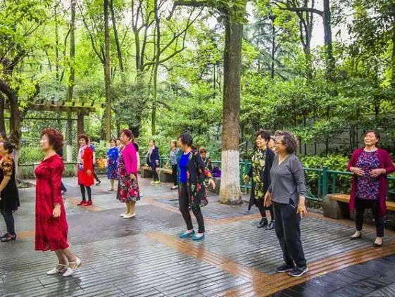 最合适带父母去旅游的地方,适合带父母去国内旅游的地方