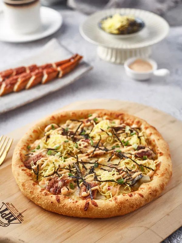 做意式披萨和美式披萨用的面粉一样吗？你选对做披萨的面粉了吗？