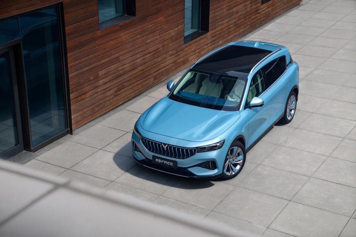 2024款岚图free增程版试驾,东风新能源suv岚图free正式预售