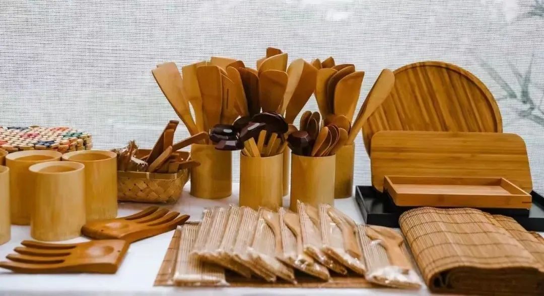 一根竹子打造一万亿产业 (一根小竹子做出大产业)