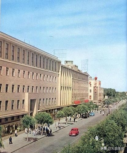 哈尔滨步行街的石头介绍,哈尔滨的石头