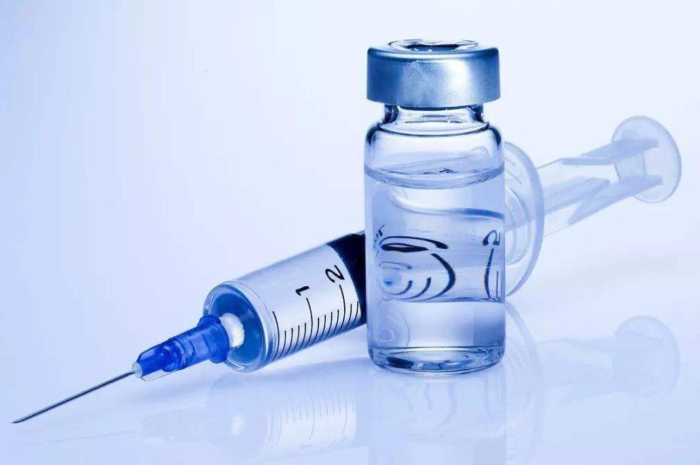 被狗咬伤打狂犬疫苗后还有事吗,被狗咬伤一年后打狂犬疫苗有用吗