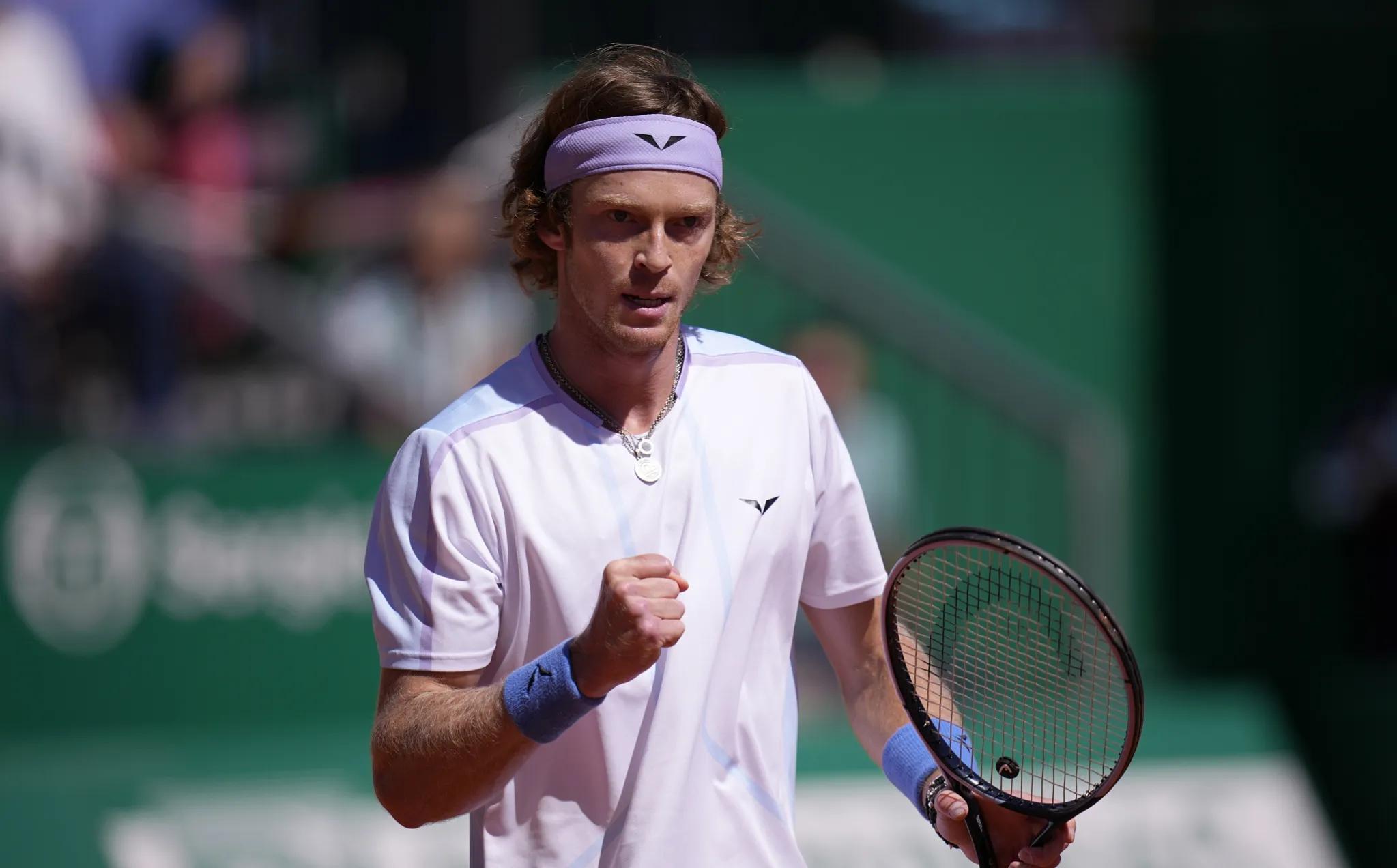 鲁内vs卢布列夫uts完整回放,鲁内第一轮被卢布列夫淘汰了吗