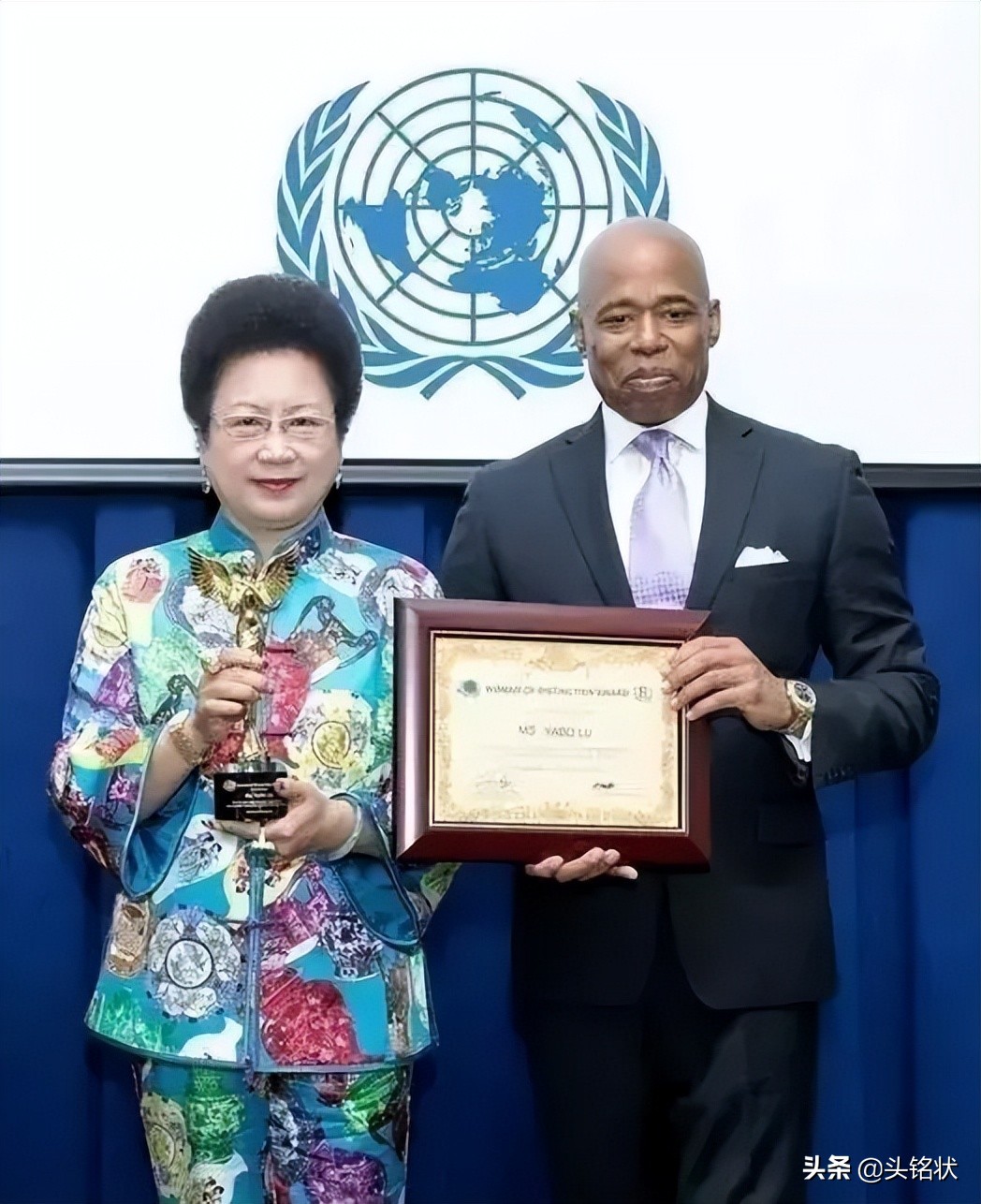 精品蚕丝被假一赔百,上海蚕丝被卢亚波